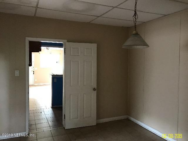 8238 Newton Road Jacksonville, FL 32216 - Photo 11 of 18 5204FA74-FB30-4BB5-B8A7-E24C3E77F2E4