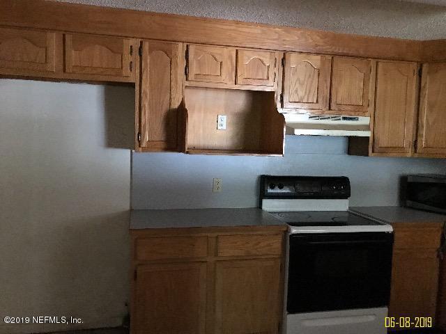 8238 Newton Road Jacksonville, FL 32216 - Photo 3 of 18 2C39E85F-297C-44AC-966F-F5BA67B4562D
