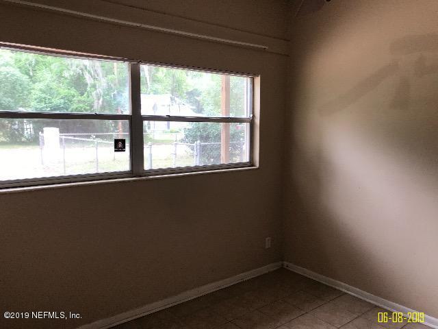8238 Newton Road Jacksonville, FL 32216 - Photo 4 of 18 8BEEC3CA-272B-4BF8-999A-593F71E93B98