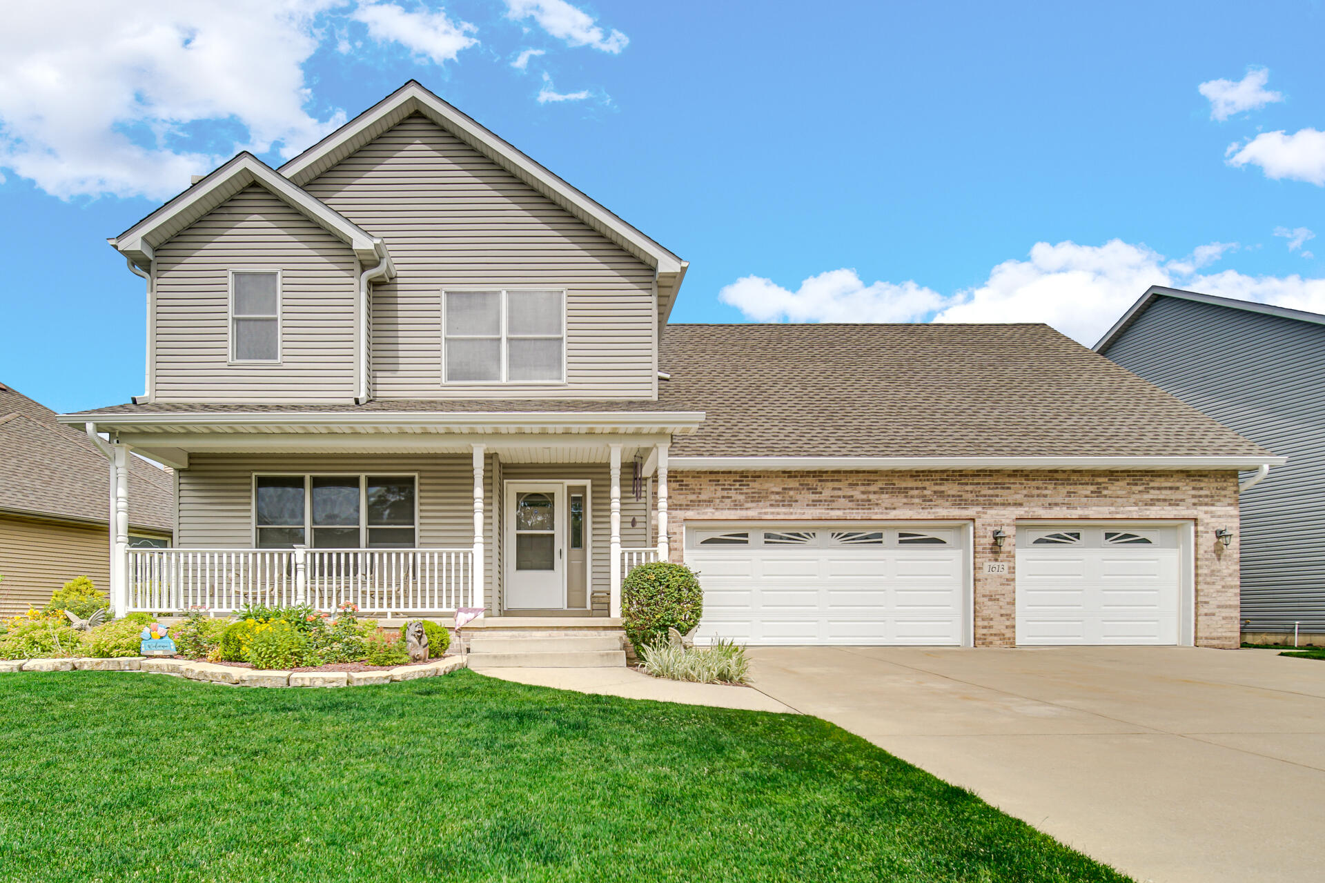 1613 Edith Way Crown Point, IN 46307 - Photo 1 of 35 1920x1280