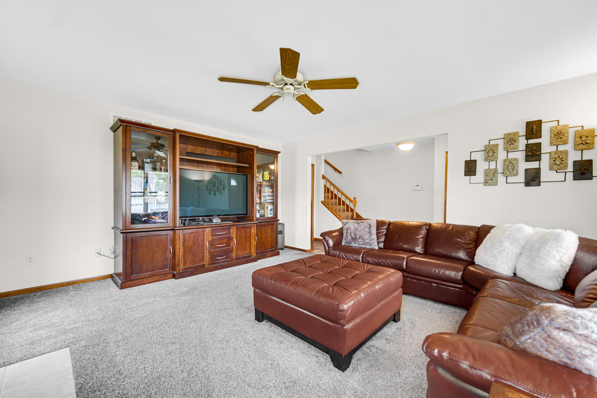 1613 Edith Way Crown Point, IN 46307 - Photo 6 of 35 1920x1280
