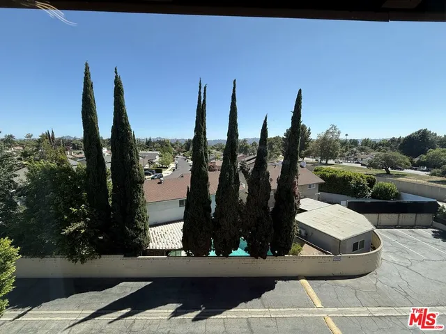 $2,395 | 12830 Burbank Boulevard, Unit 316, Valley Village, CA 91607