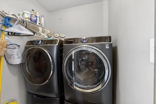 $379,000 | 7805 Northeast 109th Circle, Kansas City, MO 64157