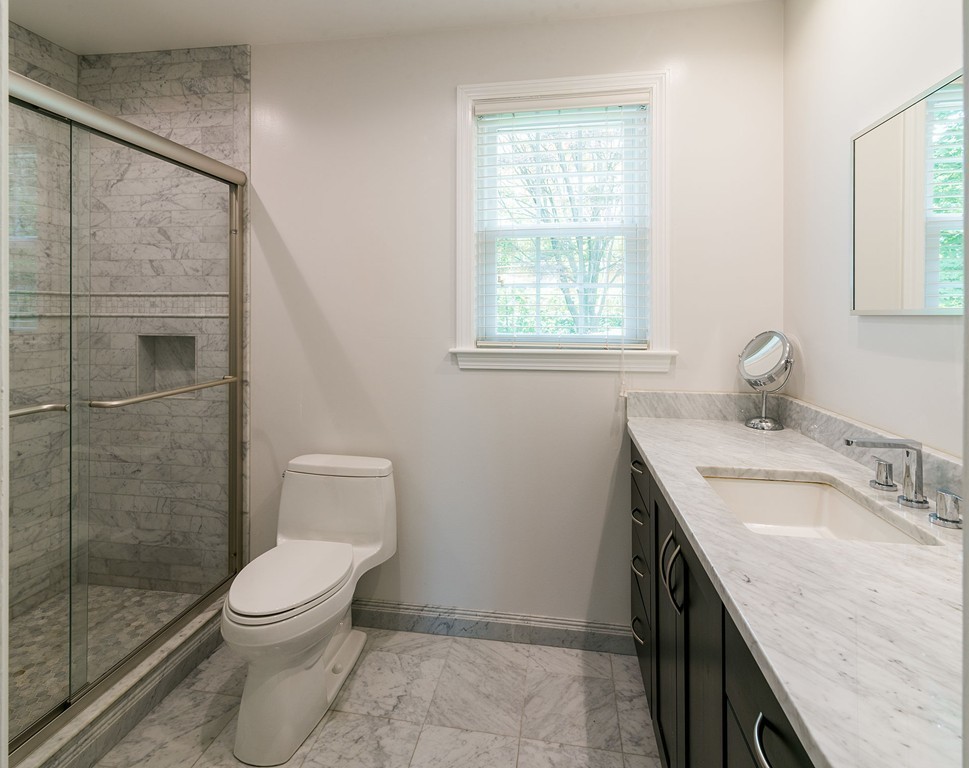 72 Algonquin Road, Unit 72 Newton, MA 02467 - Photo 14 of 24