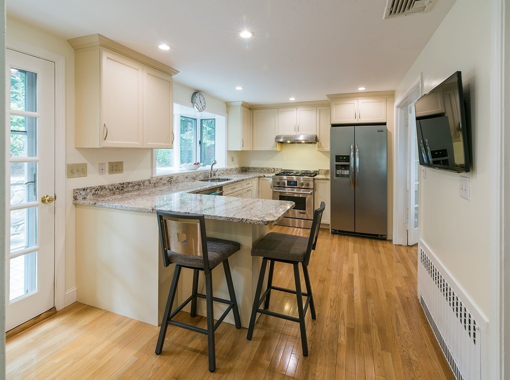 72 Algonquin Road, Unit 72 Newton, MA 02467 - Photo 7 of 24