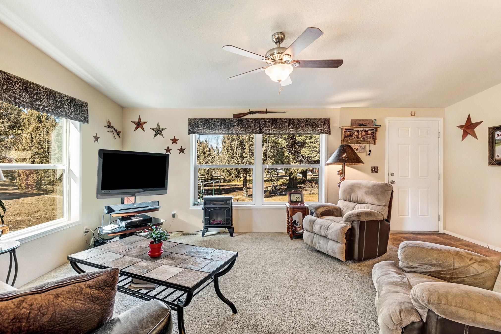 18555 Innes Market Road Bend, OR 97703 - Photo 25 of 52 25