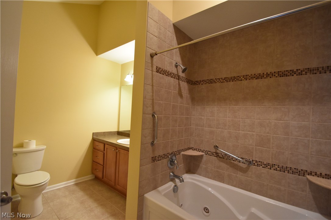 9151 Springfield Road, Unit 1803 Youngstown, OH 44514 - Photo 23 of 27