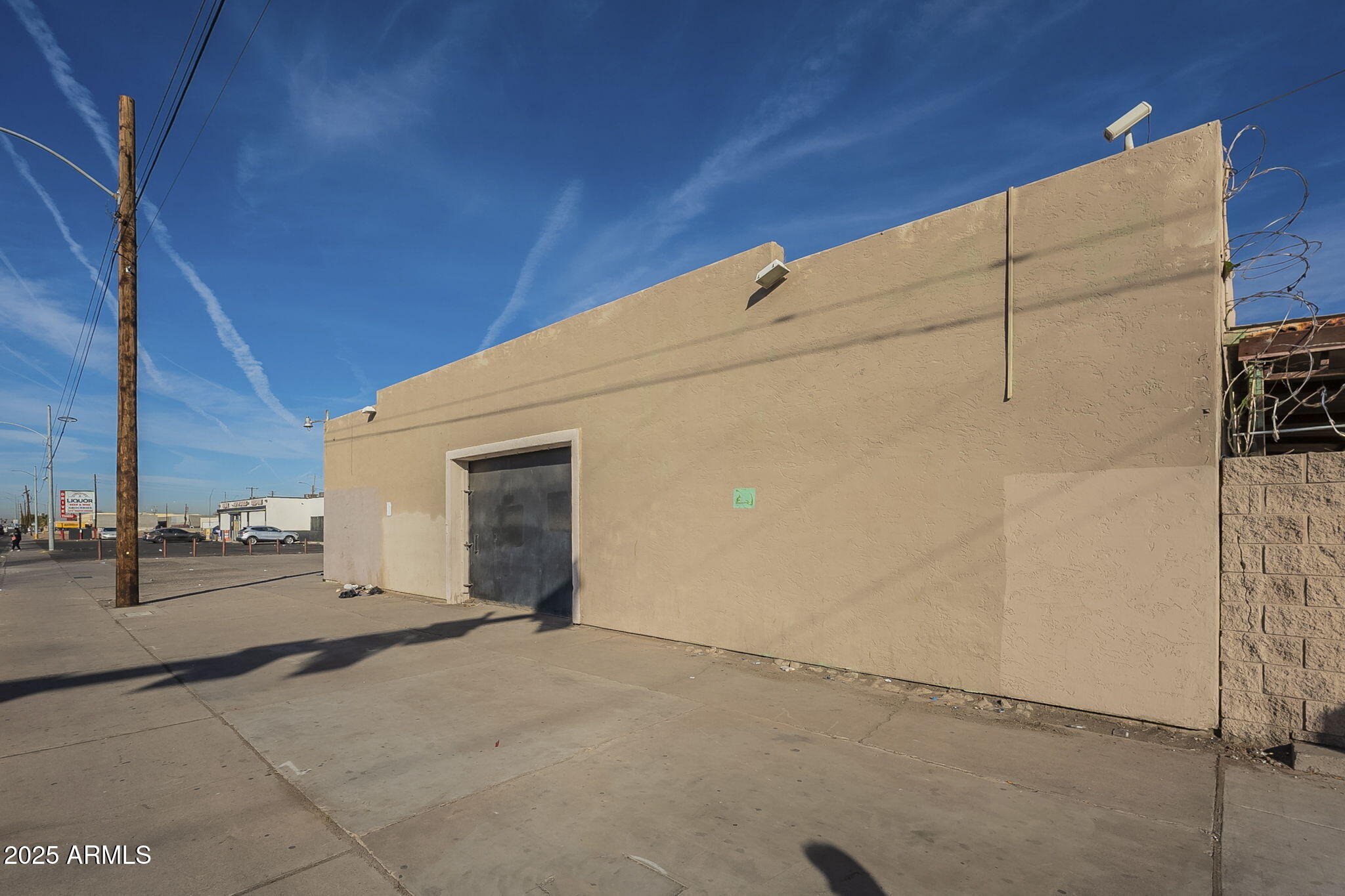 1610 West Buckeye Road Phoenix, AZ 85007 - Photo 3 of 16 3-web-or-mls-Buckeye-3