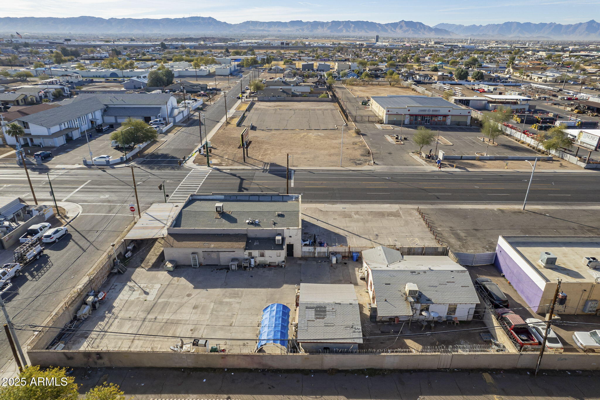 1610 West Buckeye Road Phoenix, AZ 85007 - Photo 8 of 16 8-web-or-mls-Buckeye-8