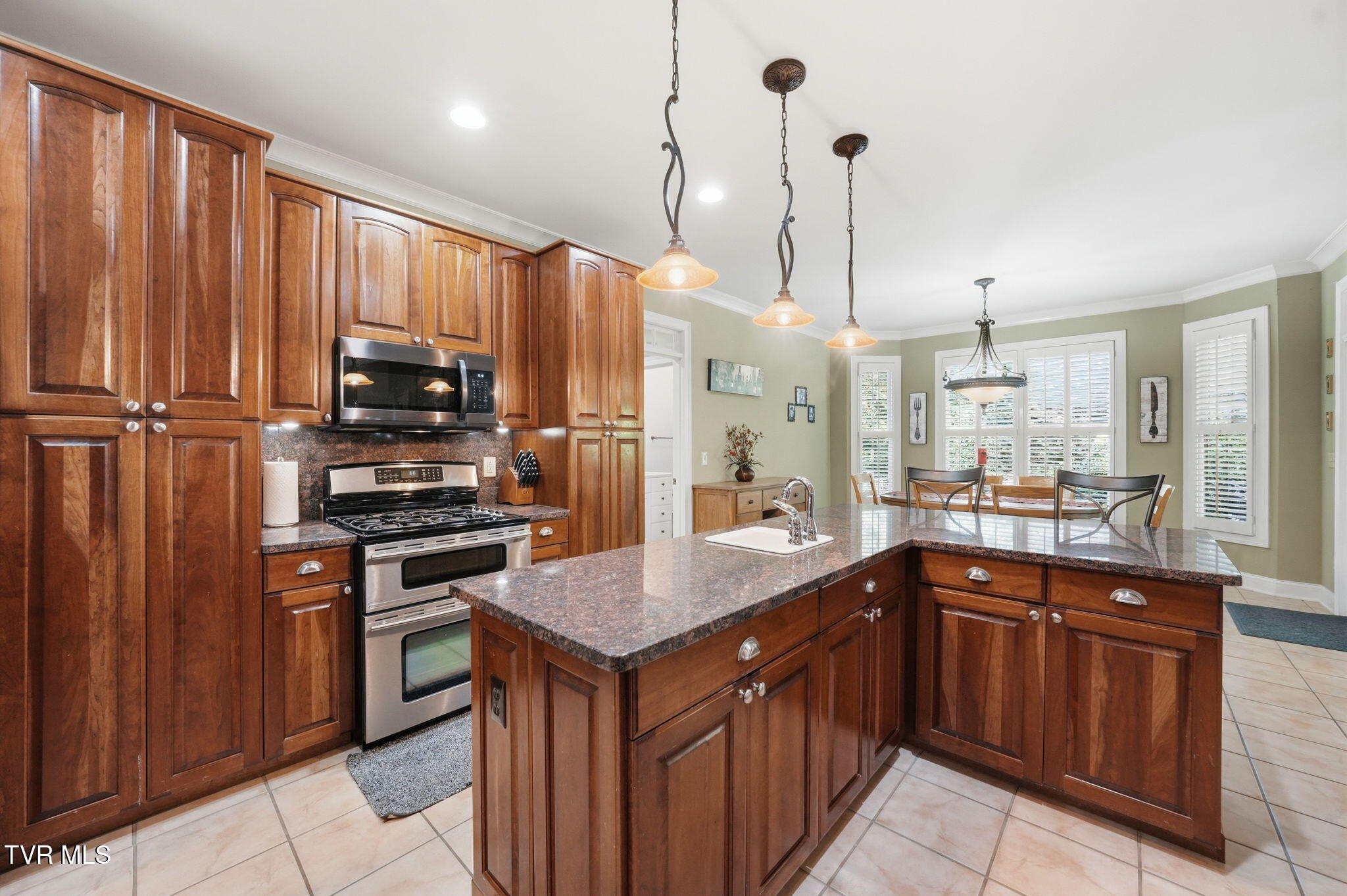 500 Magnolia Ridge Drive Jonesborough, TN 37659 - Photo 8 of 59 500 Magnolia Ridge Drive