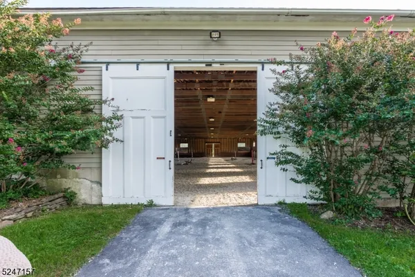$3,000,000 | 450 Old Chester Road, Chester, NJ 07930