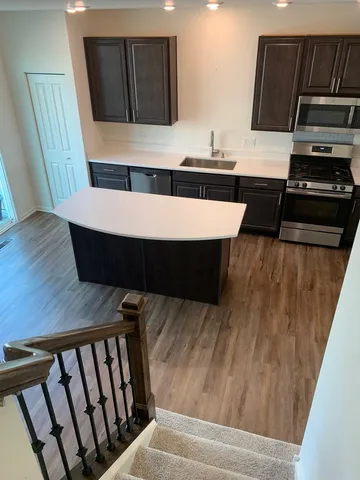 $3,250 | 285 Lakeshore Drive, Oswego, IL 60543