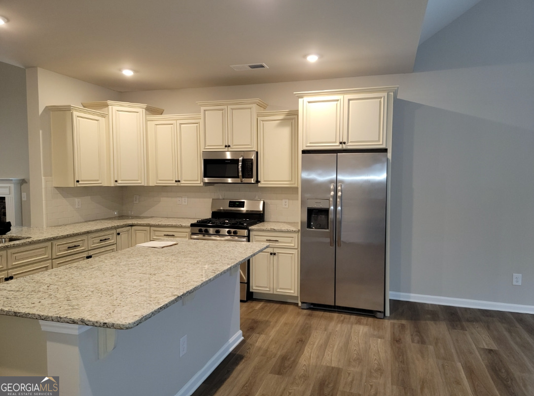 275 S Ridge Senoia, GA 30276 - Photo 11 of 37