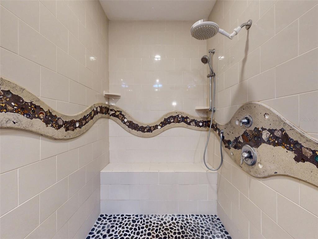 536 Faulkner Street New Smyrna Beach, FL 32168 - Photo 20 of 57 a bathroom with a bathtub