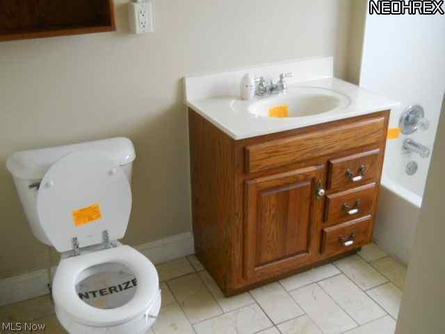 3267 East Overlook Road Cleveland Heights, OH 44118 - Photo 7 of 10