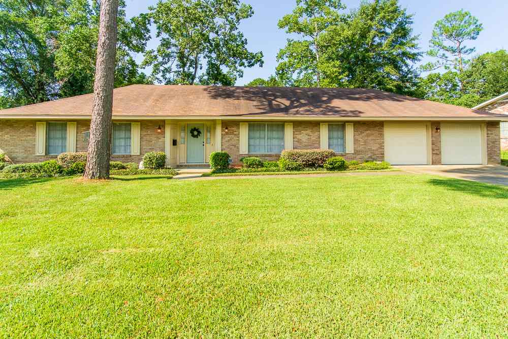 5823 South Pear Orchard Road Jackson, MS 39211 - Photo 1 of 37 Photo 1