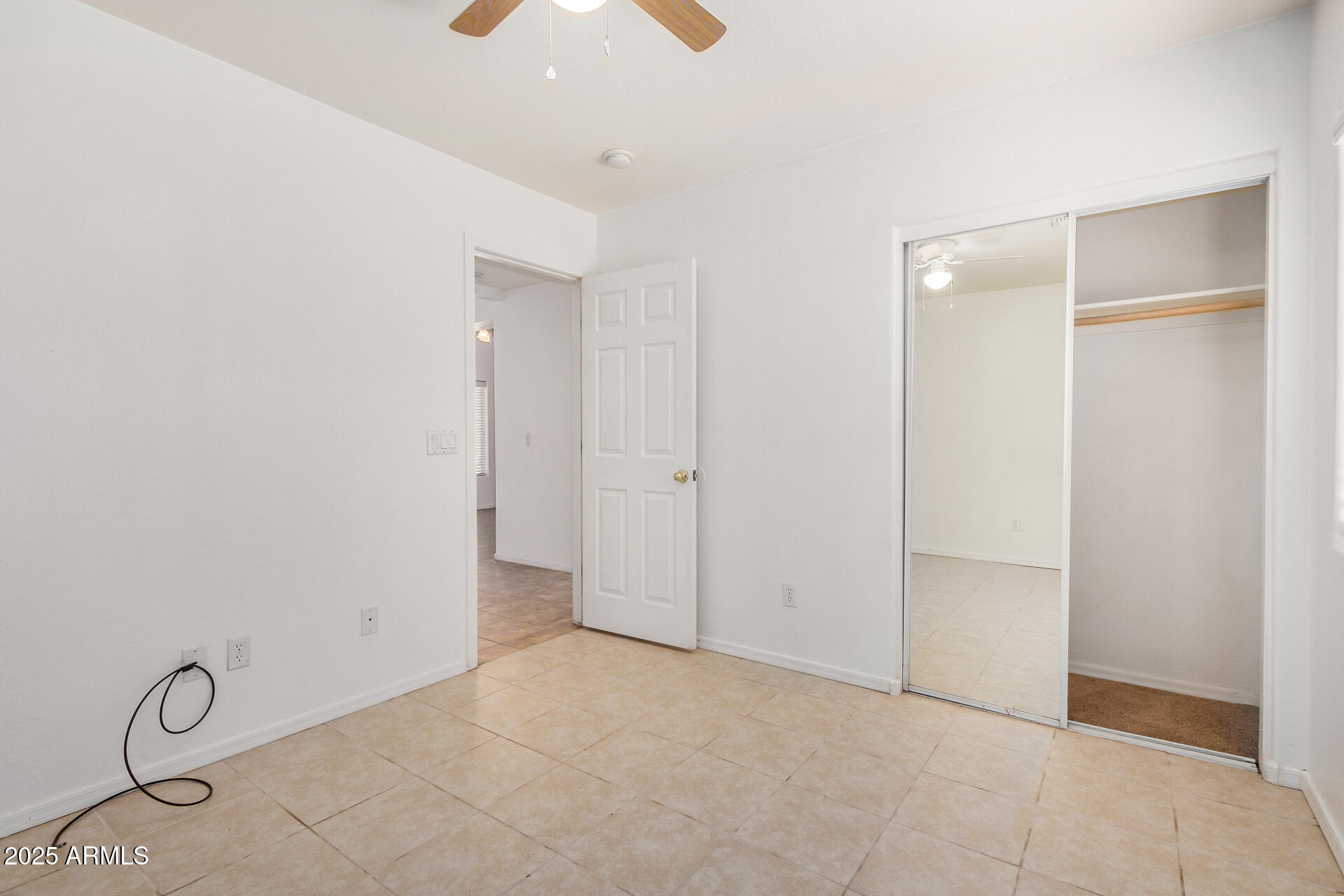 1514 West Lynne Avenue Phoenix, AZ 85041 - Photo 21 of 31 22 - Lynne