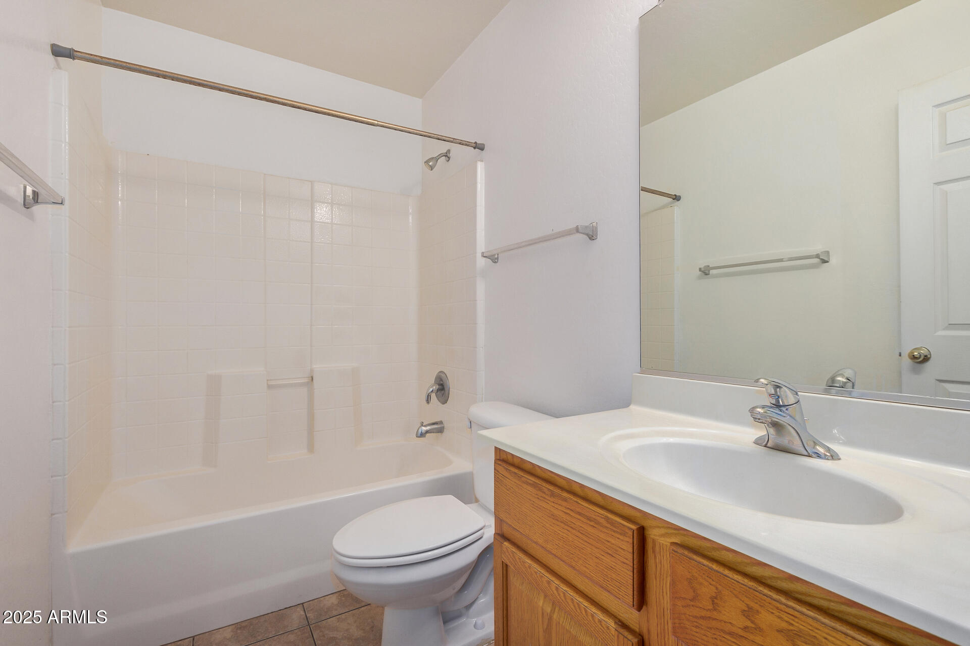 1514 West Lynne Avenue Phoenix, AZ 85041 - Photo 25 of 31 26 - Lynne