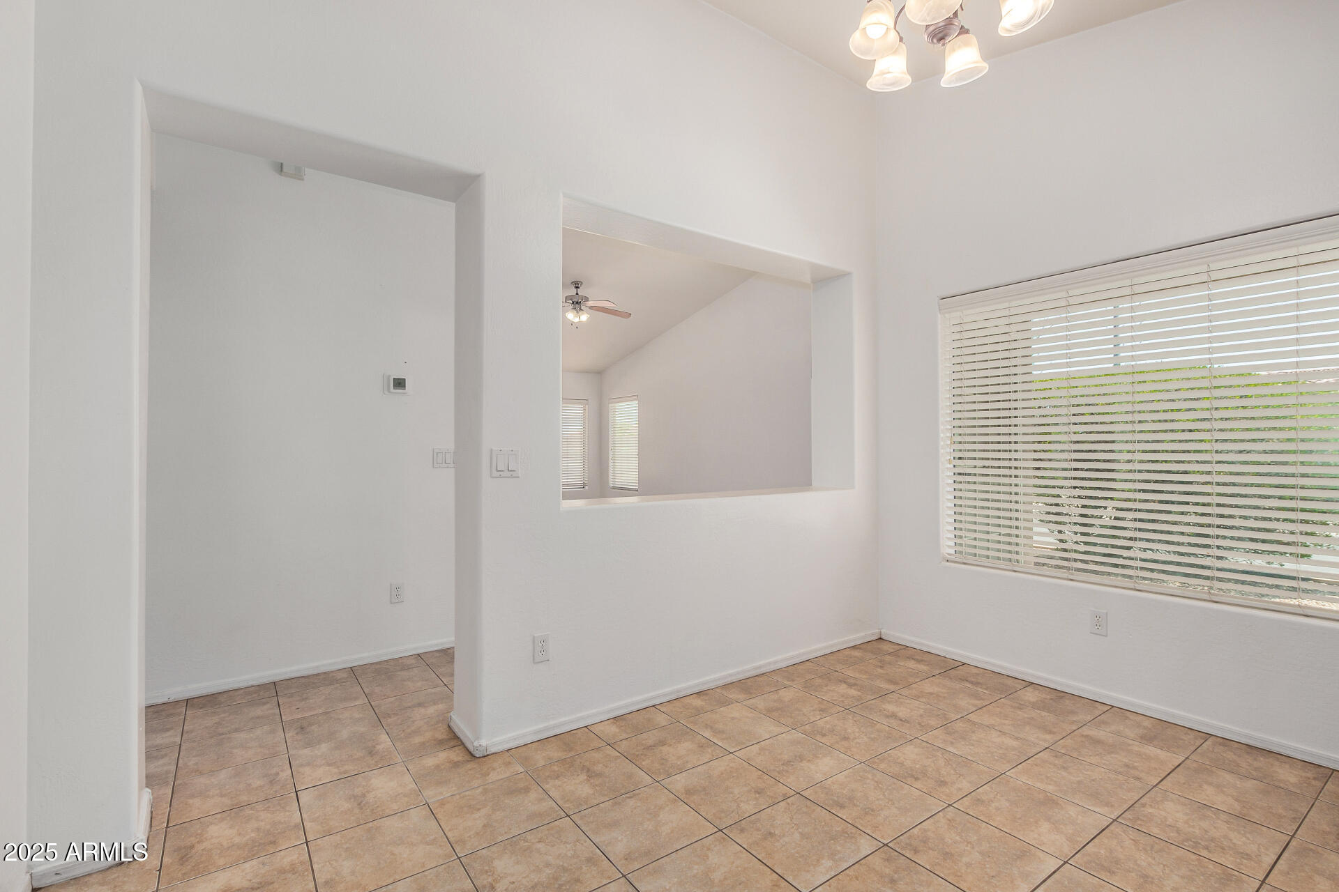 1514 West Lynne Avenue Phoenix, AZ 85041 - Photo 10 of 31 11 - Lynne