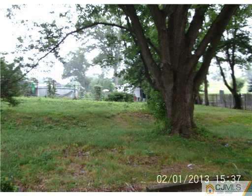 330 Ernston Road Old Bridge, NJ 08859 - Photo 8 of 10 Gallery Image 8