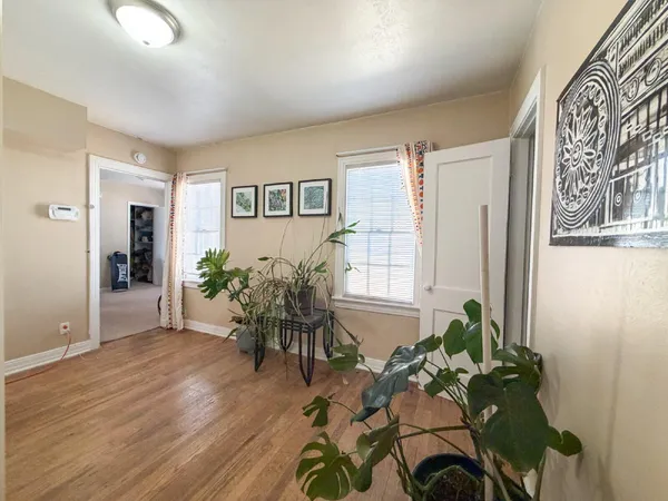 $1,195 | 2516 30th Street, Lubbock, TX 79410