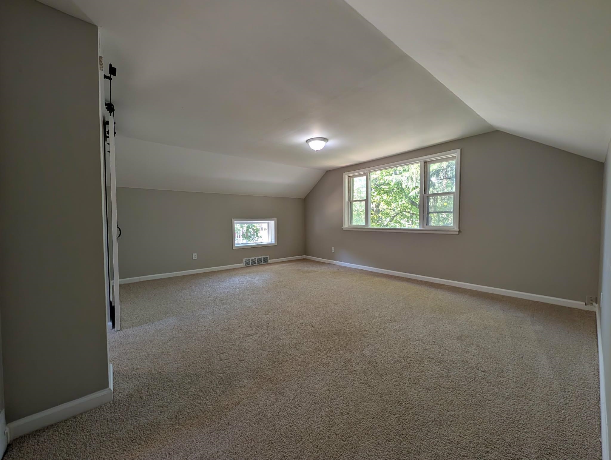 420 North Maple Street Ithaca, MI 48847 - Photo 24 of 31 1950611-90aedd15-d6b0-4a49-bd62-7f6dd49cb2f4.JPG