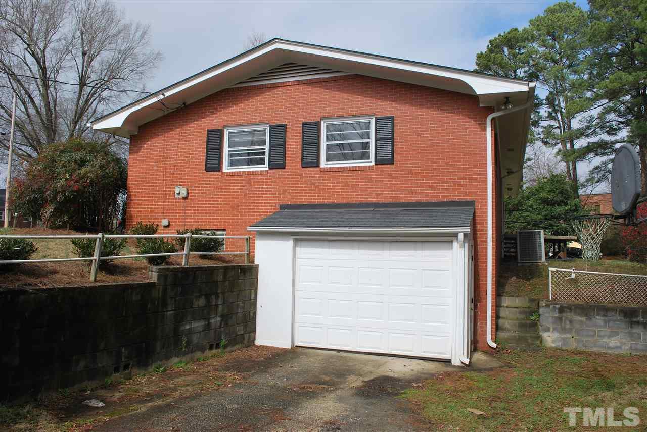 310 Loop Road Garner, NC 27529 - Photo 3 of 12