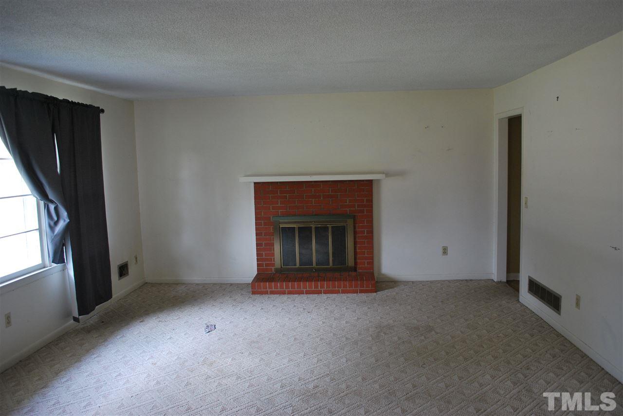 310 Loop Road Garner, NC 27529 - Photo 4 of 12