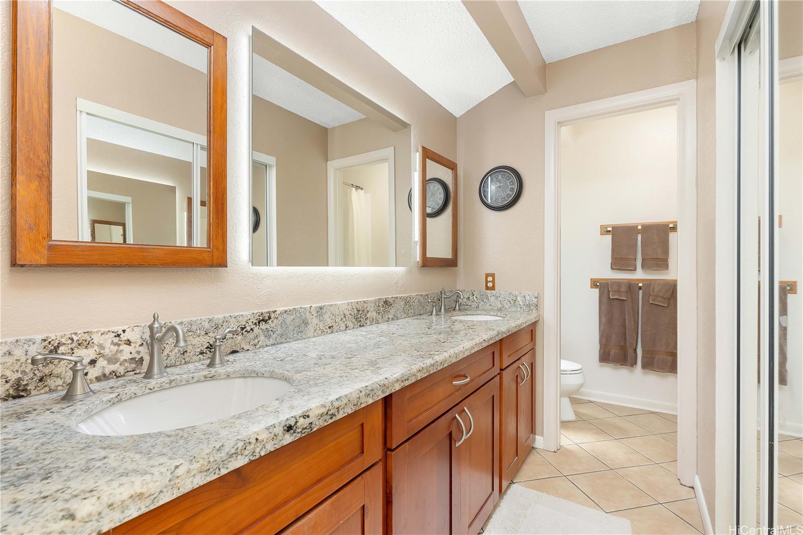 98-1421 Onikiniki Place, Unit 5 Aiea, HI 96701 - Photo 14 of 25