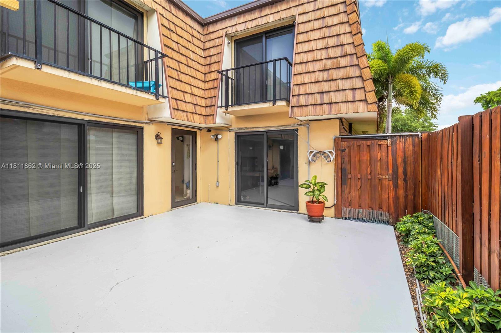 3003 30th Lane Greenacres, FL 33463 - Photo 27 of 31