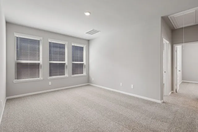 $301,670 | 700 Topwater Trail, Kemah, TX 77565