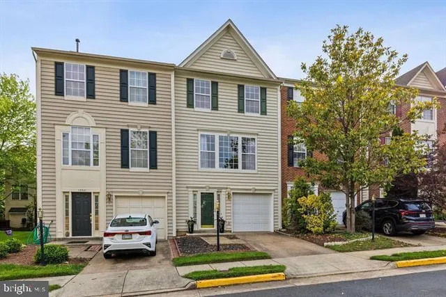 $3,350 | 13503 Bannacker Place, Herndon, VA 20171