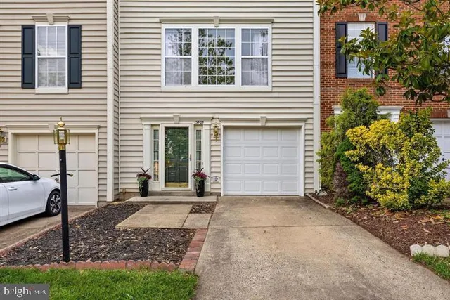 $3,350 | 13503 Bannacker Place, Herndon, VA 20171