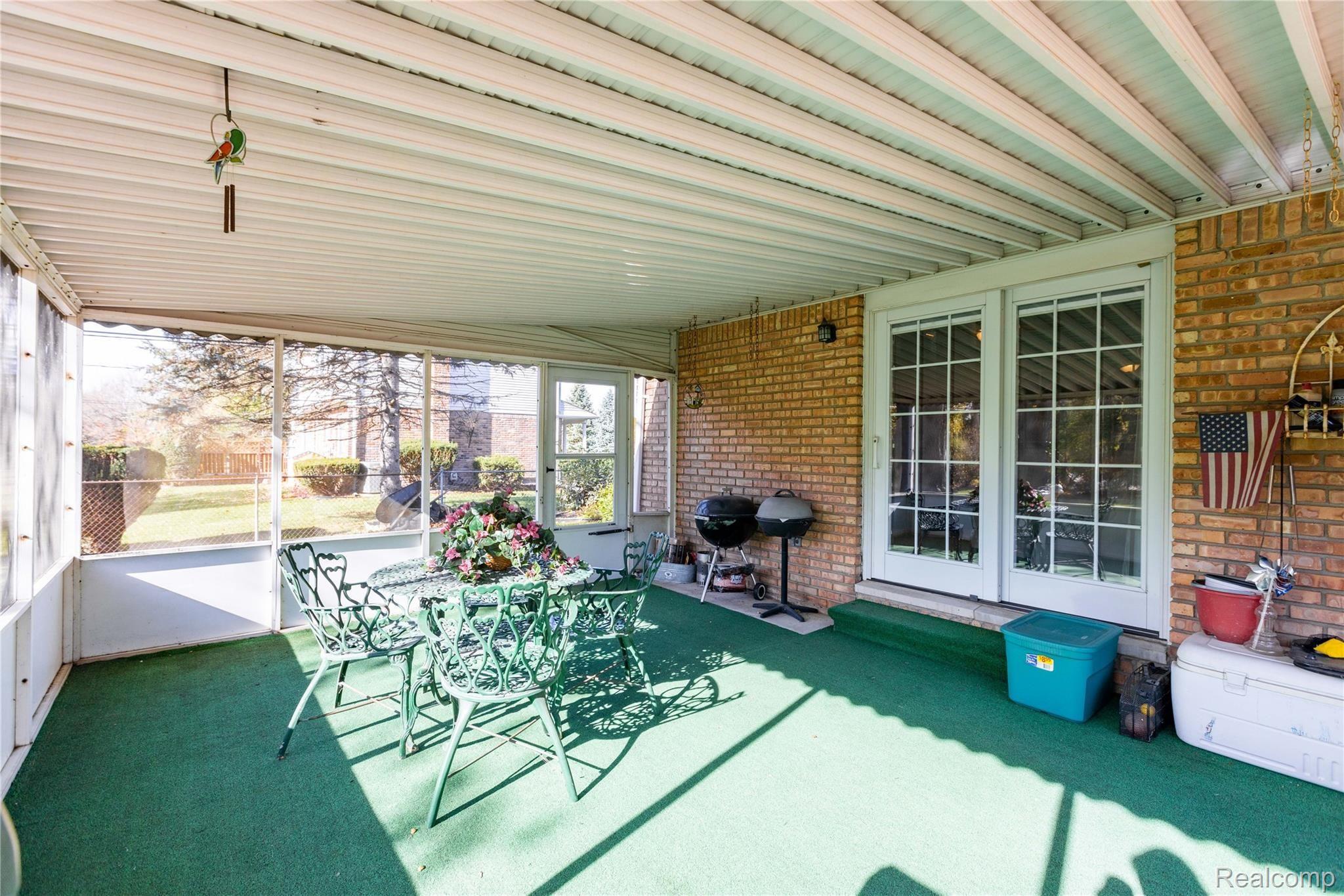 48245 West 10 Mile Road Novi, MI 48374 - Photo 13 of 24 48245 W 10 Mile Rd, Novi (13 of 24).jpg