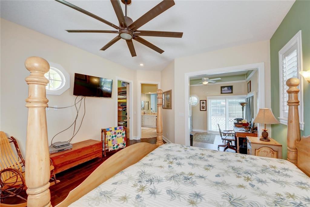595 Southwest Harbor Street Stuart, FL 34997 - Photo 28 of 62 Gallery Image 28