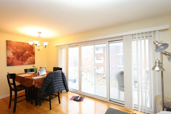 $190,000 | 10111 Old Orchard Court, Unit 203, Skokie, IL 60076