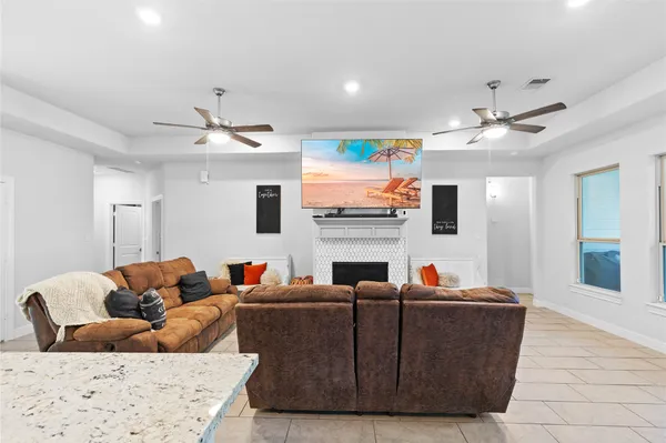 $3,000 | 12140 Goliad Lane, Willis, TX 77378