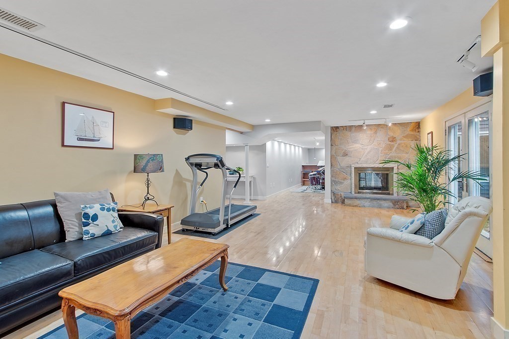 6 Breezy Point Road Acton, MA 01720 - Photo 32 of 42