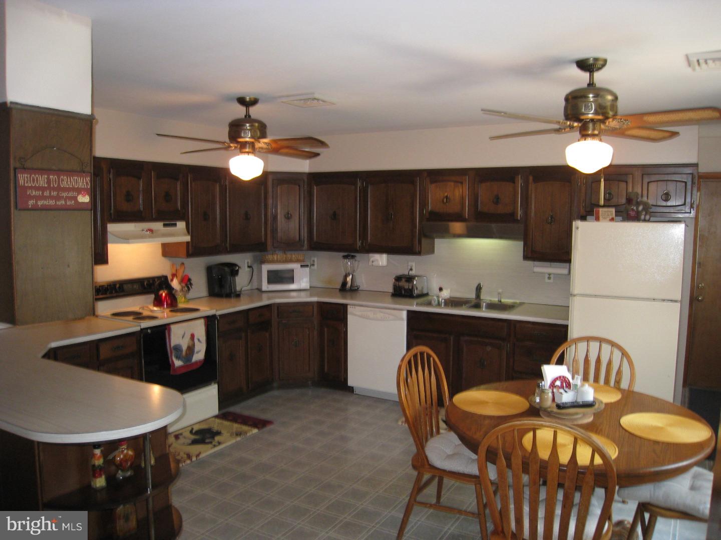 106 Newbolds Corner Road Vincentown, NJ 08088 - Photo 8 of 23 Gallery Image 8