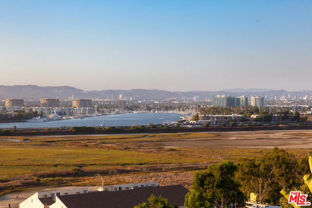 349 Fowling Street Playa del Rey, CA 90293 - Photo 16 of 24