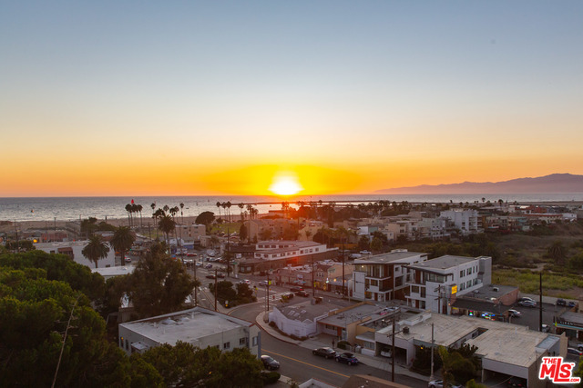 349 Fowling Street Playa del Rey, CA 90293 - Photo 18 of 24