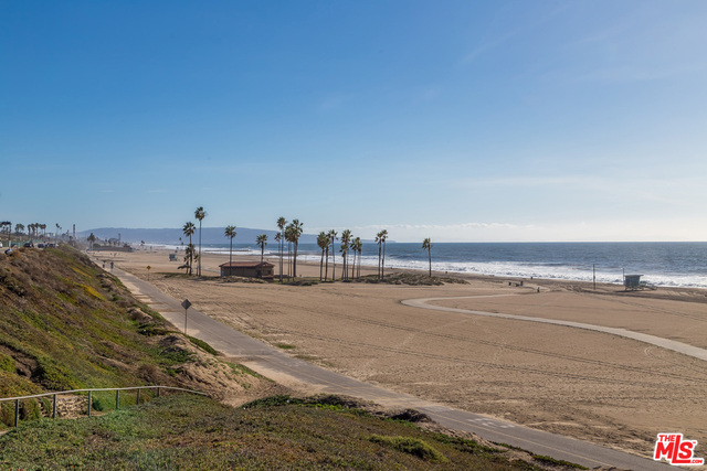 349 Fowling Street Playa del Rey, CA 90293 - Photo 22 of 24