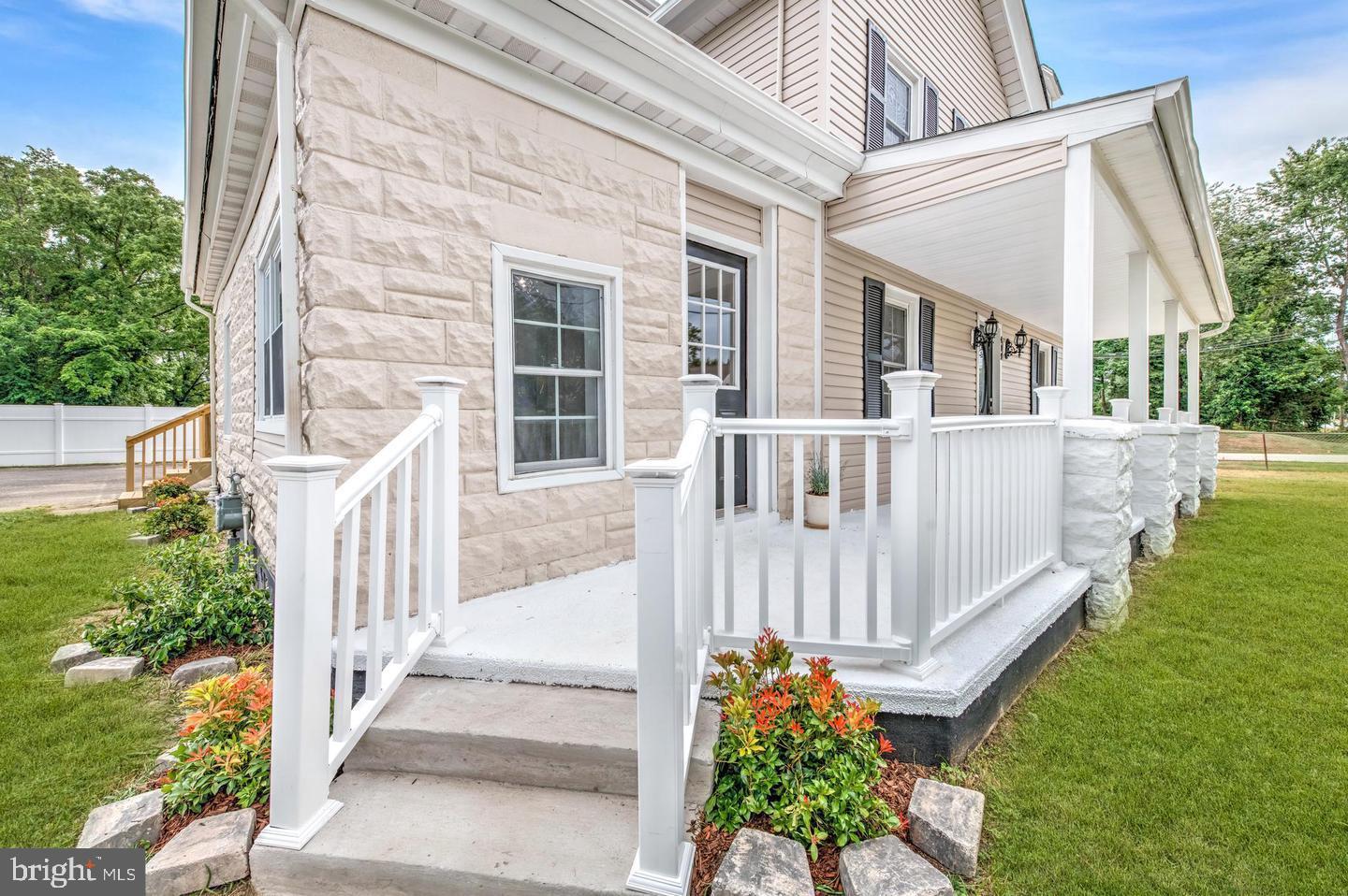 419 Radix Road Williamstown, NJ 08094 - Photo 2 of 29 Large Covered Front Porch