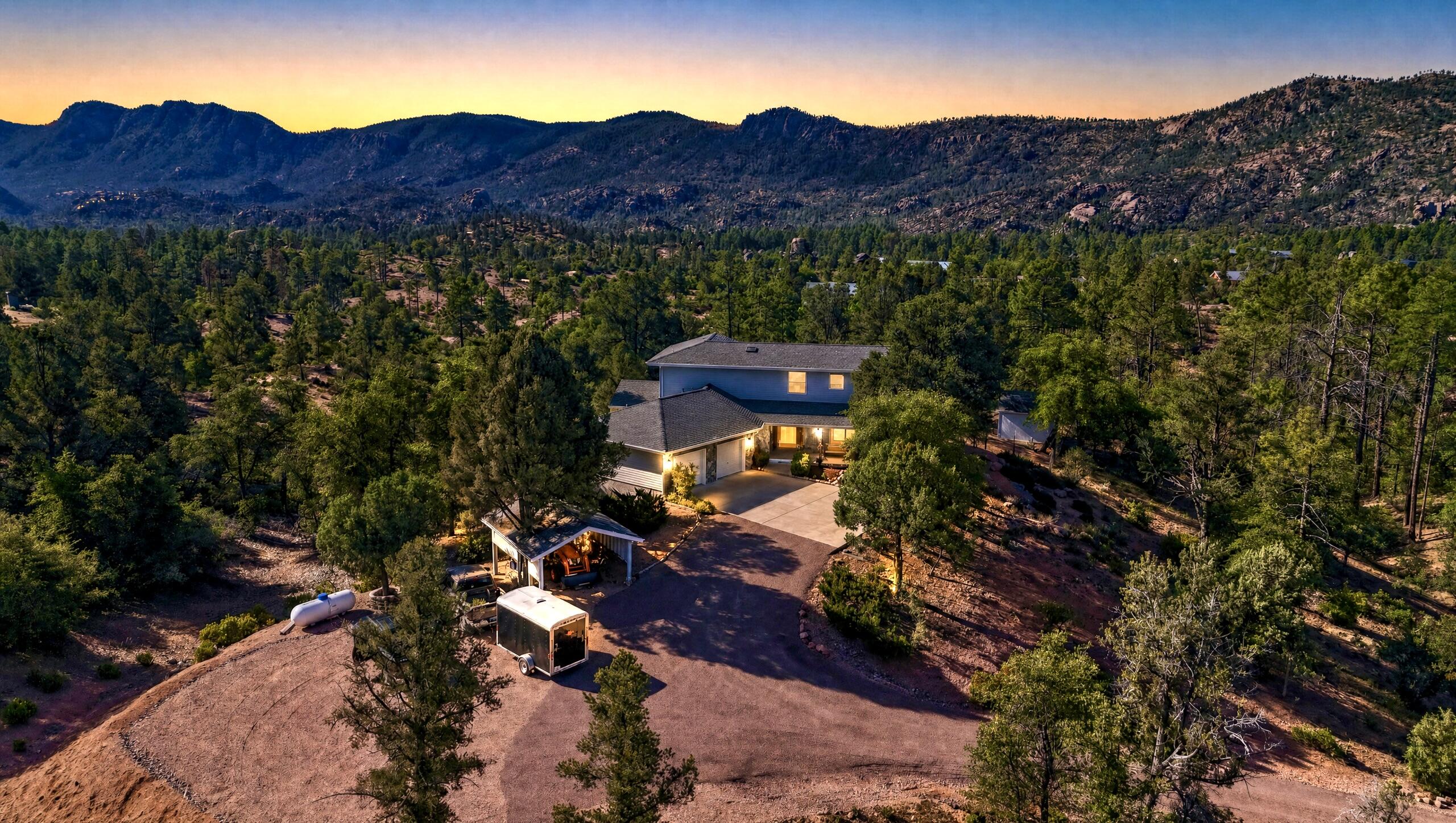 1005 South Sutton Road Payson, AZ 85541 - Photo 3 of 38 002_hf_20260514_032459_052e47c4-f6e2-40c