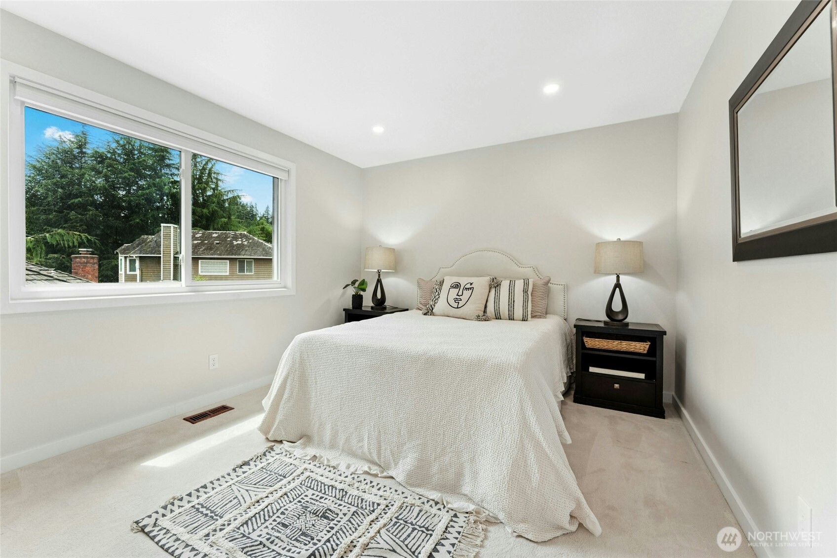 15604 111th Avenue Northeast Bothell, WA 98011 - Photo 23 of 32