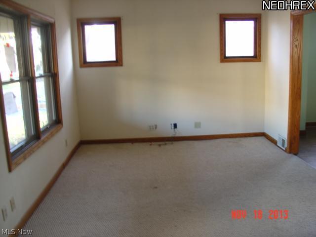 2506 Nicholas Place Northwest Canton, OH 44708 - Photo 2 of 10