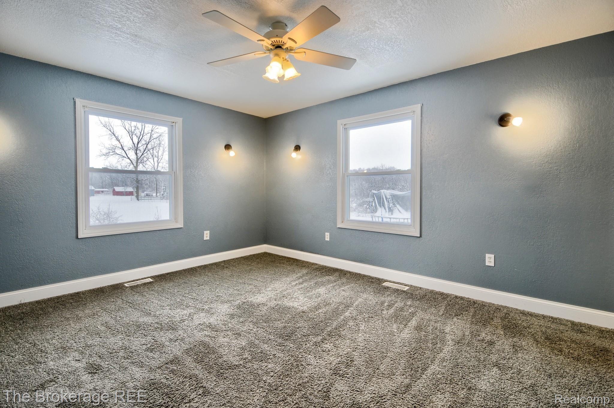 9127 Wilson Road Montrose, MI 48457 - Photo 11 of 38 SD3_7697-HDR(5).jpg