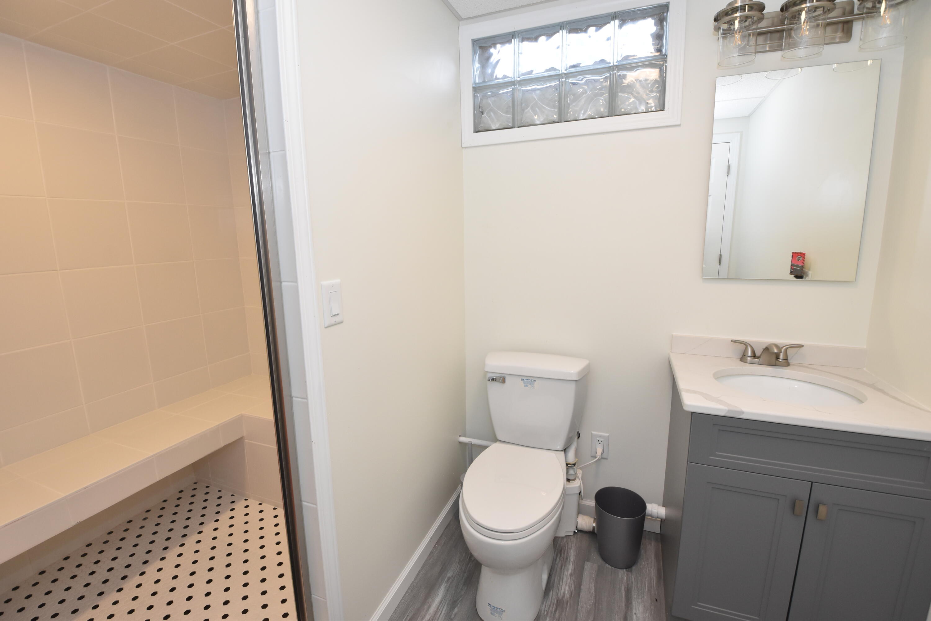 41 Campus Court Wind Point, WI 53402 - Photo 20 of 29 Lower Level Bath w: Steam Shower