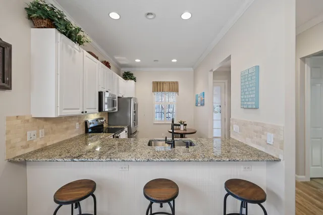 $669,000 | 238 Poinciana Drive, Jupiter, FL 33458