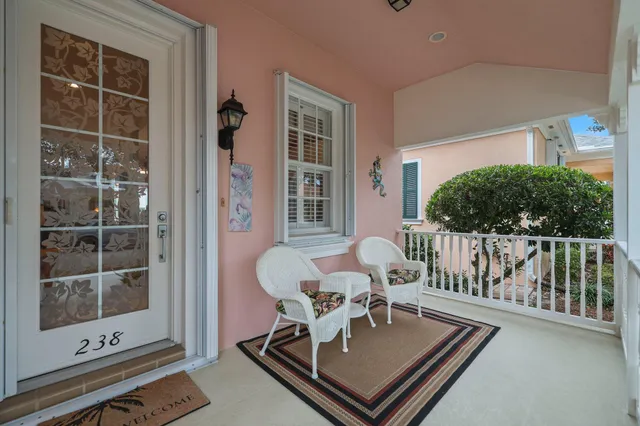 $669,000 | 238 Poinciana Drive, Jupiter, FL 33458